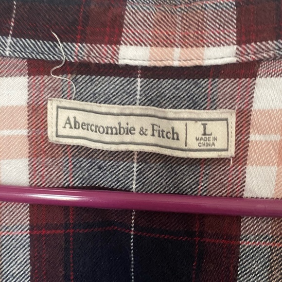 Women’s Abercrombie & Fitch Button Up Flannel - Picture 2 of 2